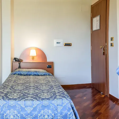 酒店 Excel Roma Ciampino