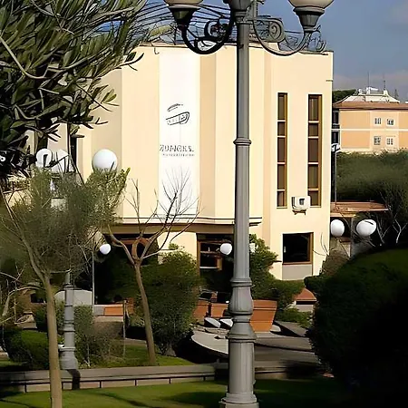 Hotel Excel Roma Ciampino 4*