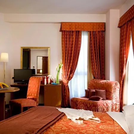 酒店 Excel Roma Ciampino 马里诺