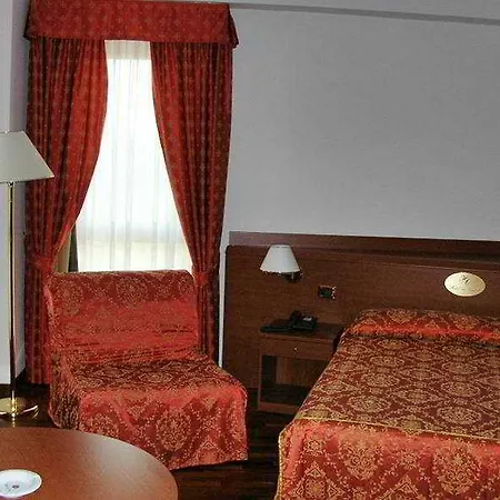 Excel Roma Ciampino 酒店