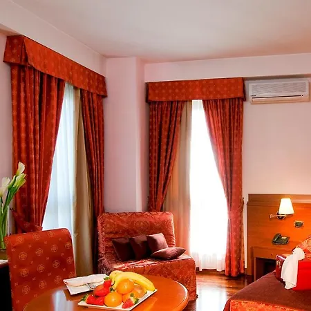 Excel Roma Ciampino 酒店 马里诺