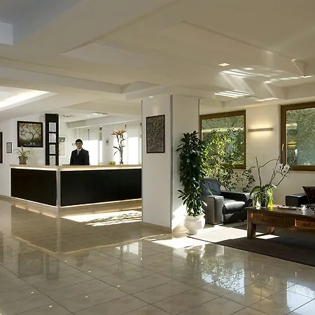 Excel Roma Ciampino 4* マリノ