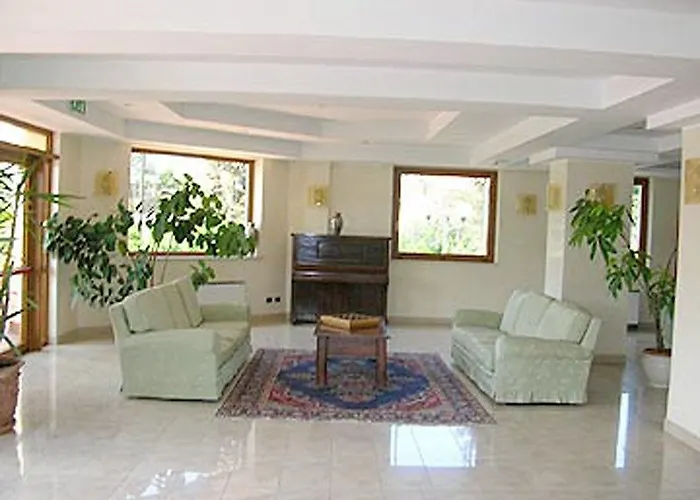 Excel Roma Ciampino 4*