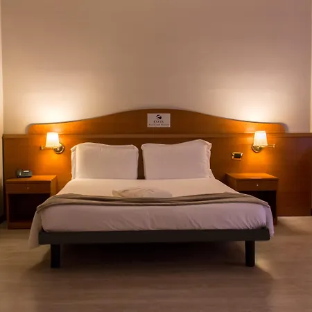 Hotel Excel Roma Ciampino 4*